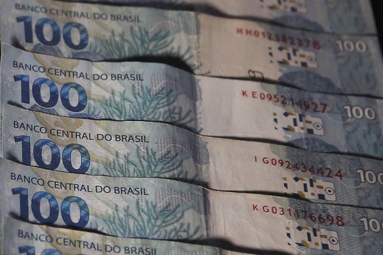 Governo dará mais 6 meses para saque de dinheiro esquecido nos bancos