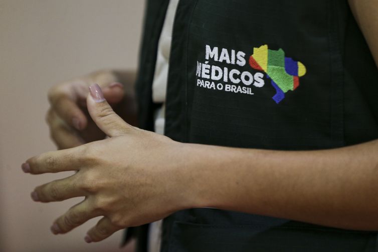 Mais Médicos alcança quase 80% dos municípios de até 52 mil pessoas